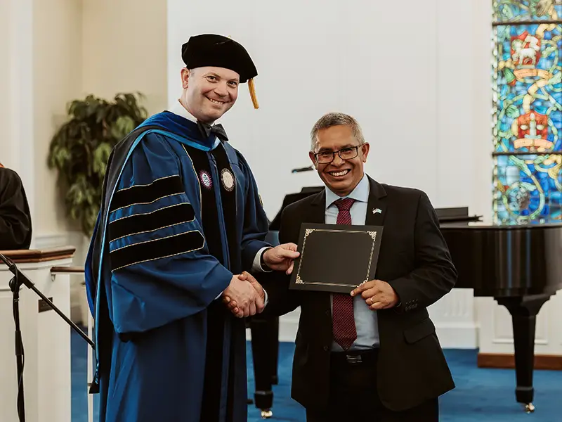 chog-theology-training_au-certificate-program-graduation-800x600
